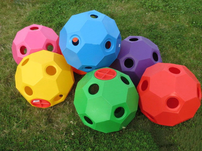 Voerbal Hay Play