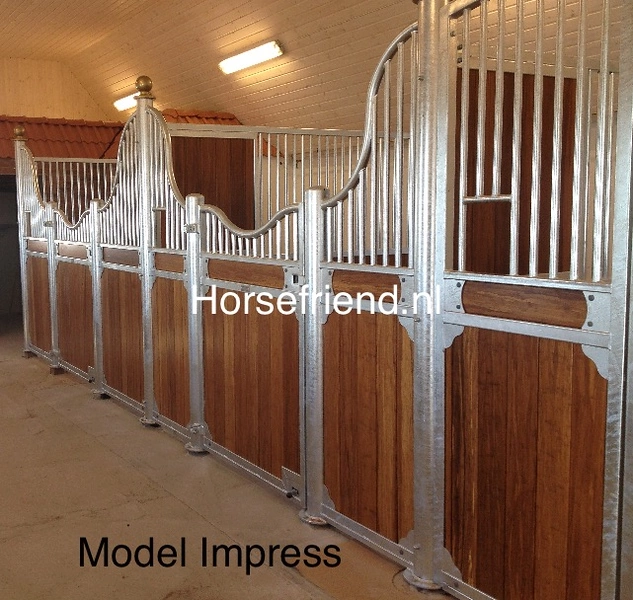 Voorwand paardenstal